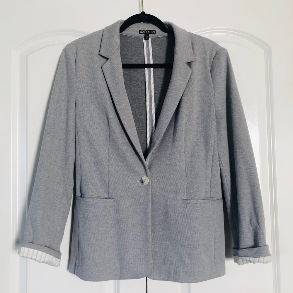 Gray blazer